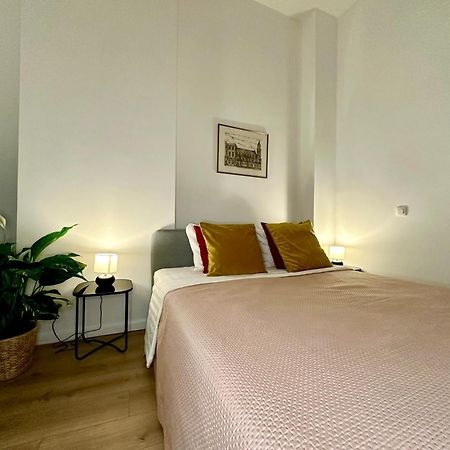 Luxury Suites Mons By Rikas Hotels ภายนอก รูปภาพ