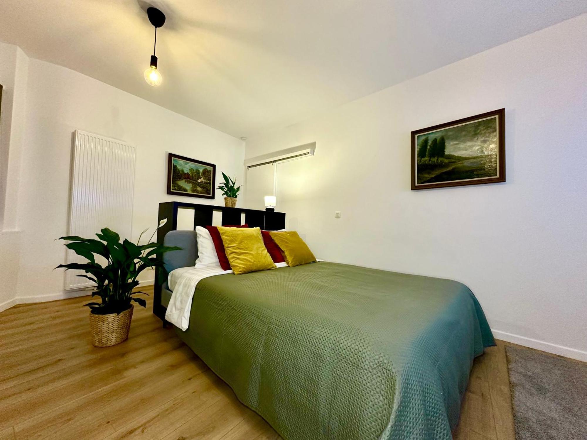 Luxury Suites Mons By Rikas Hotels ภายนอก รูปภาพ
